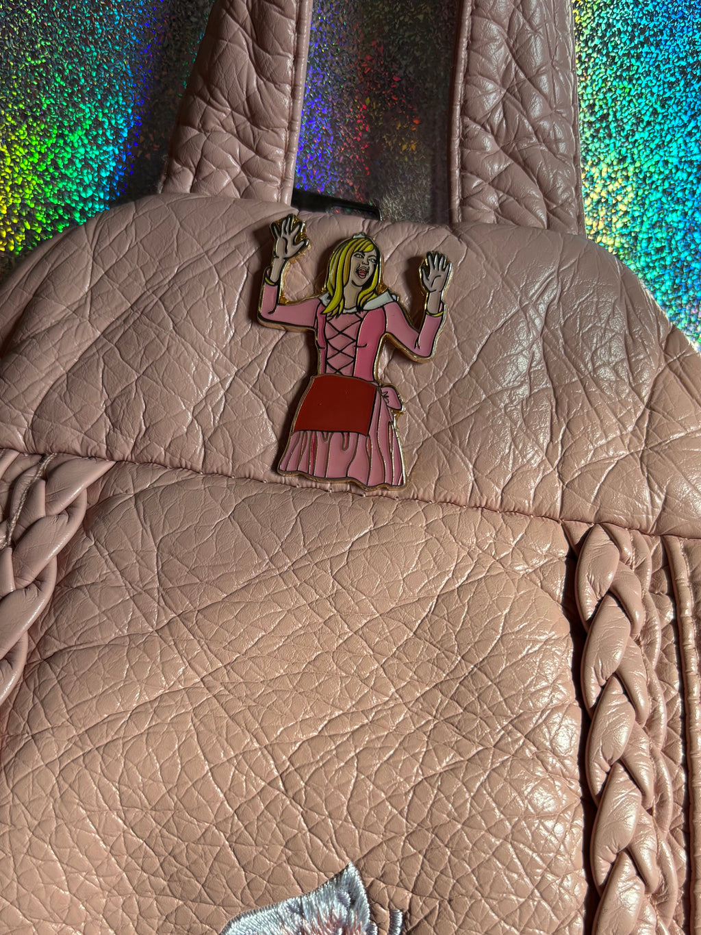*:･ﾟ✧*:･ﾟSweet Dee Enamel Pin *:･ﾟ✧*:･ﾟIt's Always Sunny In Philadelphia Nightman Cometh Enamel Pin